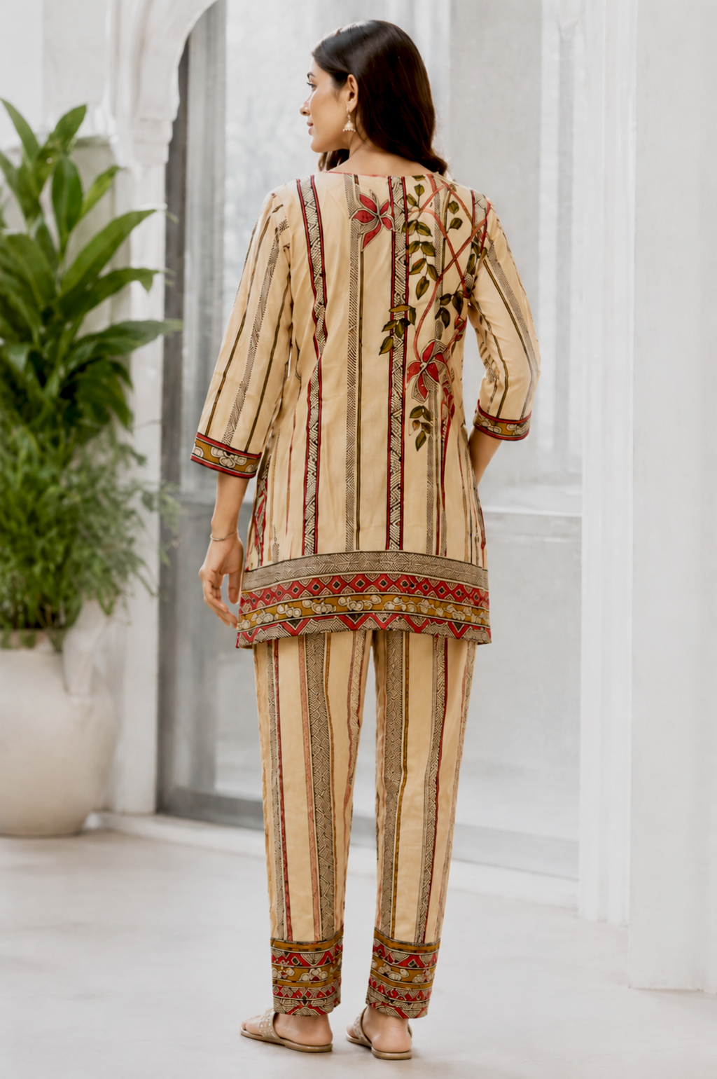 Raniriwaaz Vanya Lotus Trail Co-Ord Set