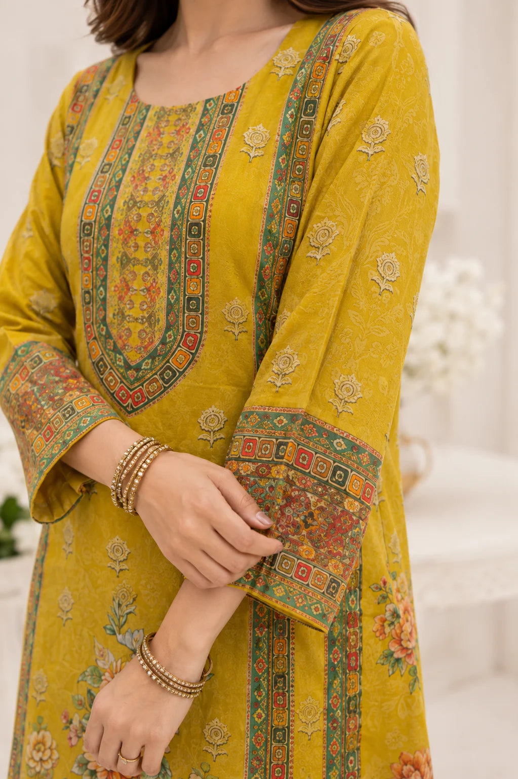 Meher Goldwork Muslin Silk Kurta Set