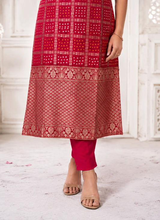 Gulnaar Royale Dola Silk Kurti Set